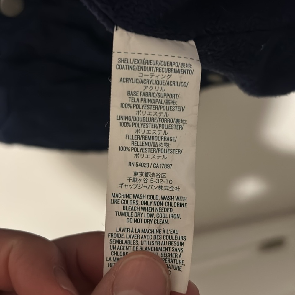 Old Navy puffer vest - Picture 4 of 5